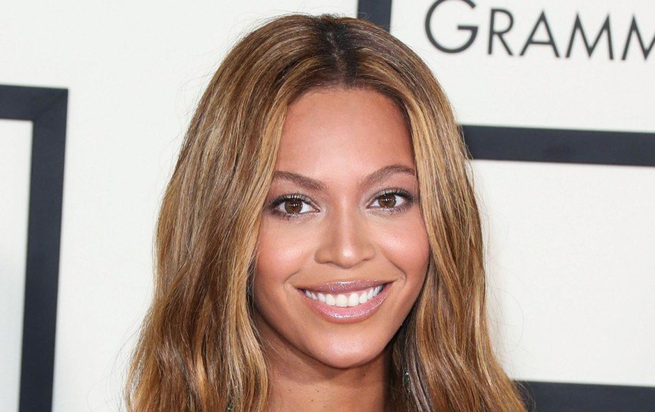 Takšen je v resnici trebušček slavne pevke Beyonce (foto: Profimedia)