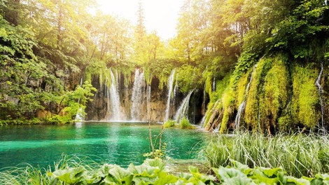 Načrtujete obisk priljubljenega narodnega parka Plitviška jezera? Vstopnice dobite le še na spletu!