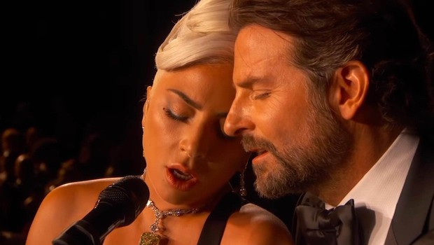 Lady Gaga je hudo zaradi razhoda Bradleya Cooperja in njegove Irine (foto: Profimedia)