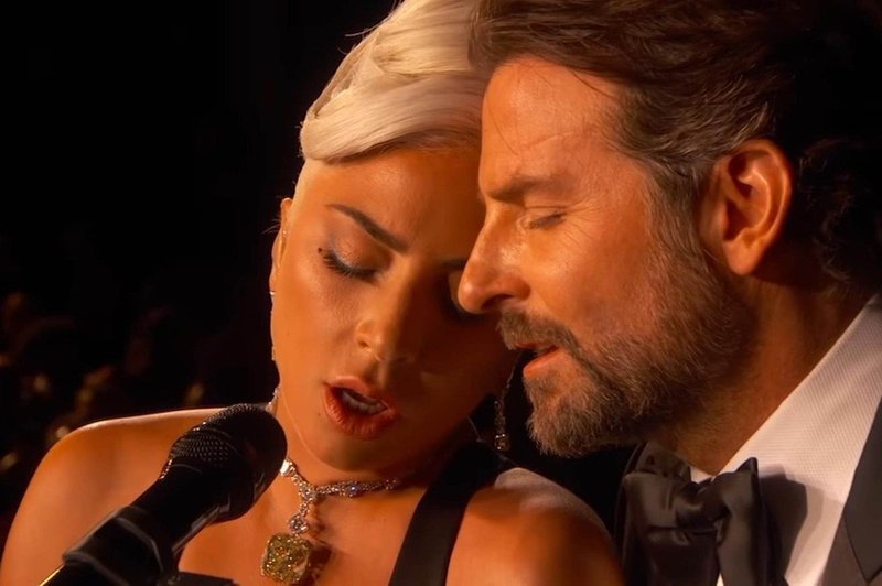 Bradley Cooper in Lady Gaga se nič več ne družita, a bi se to že kmalu lahko spremenilo (foto: Profimedia)