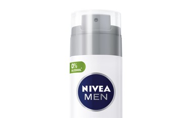 Obogatena linija za britje občutljive kože NIVEA MEN Sensitive