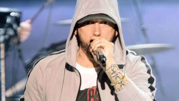 Eminem v elementu na odru, 
kjer se najbolje počuti. (foto: Profimedia Profimedia, Temp Rex Features)