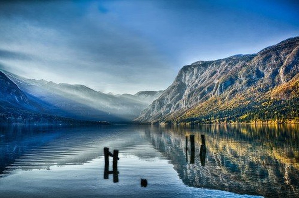 V Bohinju skala pod seboj pokopala izletnico (foto: profimedia)