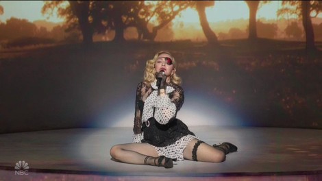 Ob izidu albuma Madame X Madonna napovedala turnejo
