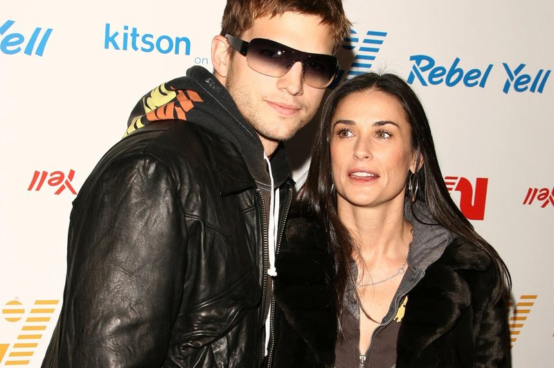 Rebel Yell Spring Launch Party, Kitson, Beverly Hills, California. Demi Moore and Ashton Kutcher Please Byline@Juan Rico --- Ashton Kutcher, Demi Moore --- - 310-276-9202, Image: 17897061, License: Rights-managed, Restrictions:, Model Release: no, Credit line: Profimedia, Backgrid USA.. (foto: Profimedia Profimedia, Backgrid Usa..)