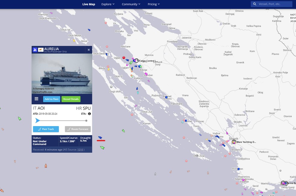 Pri Kornatih obtičal trajekt s približno 300 ljudmi (foto: Marine Traffic/STA)