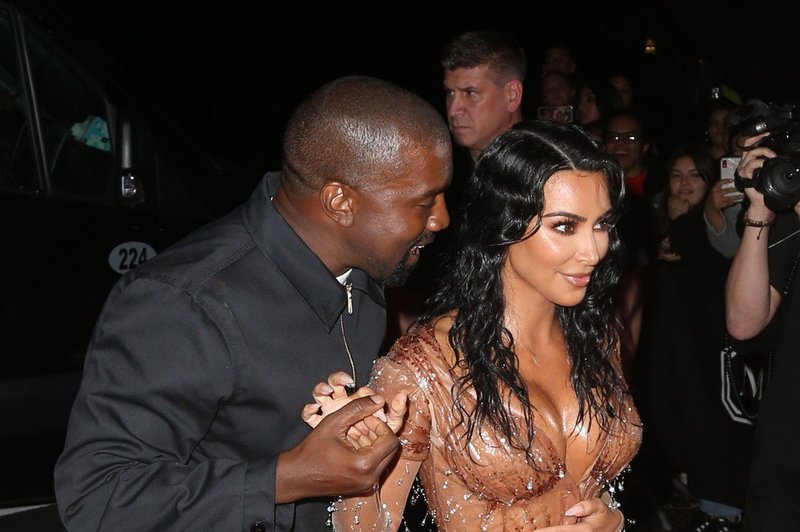 Kim Kardashian in Kanye West dobila četrtega otroka (foto: profimedia)