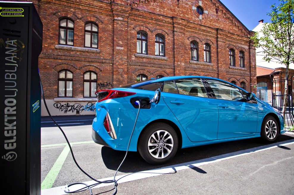 Pet prednosti električnih avtomobilov (foto: Dušan Lukič)