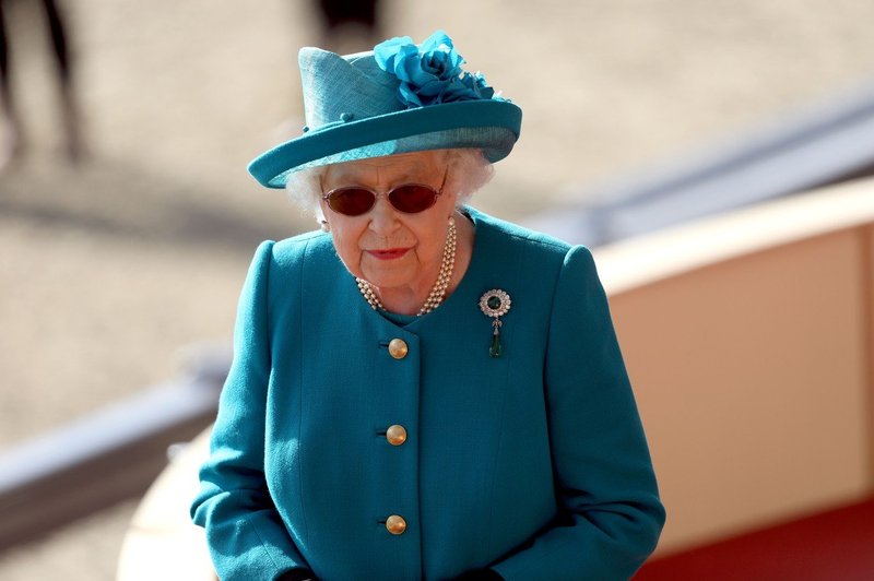 Kraljica Elizabeta II. je zaradi miši zapustila palačo! (foto: Profimedia)