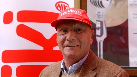 Umrl je Niki Lauda, znameniti dirkač formule 1