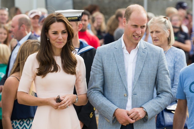 Princ William se pred poroko s Kate Middleton ni obnašal prav nič pravljično (foto: Profimedia)