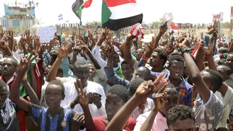 Smrtne žrtve med protesti v Sudanu