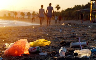 Sredozemske države s plastičnimi odpadki po mačehovsko v morje!
