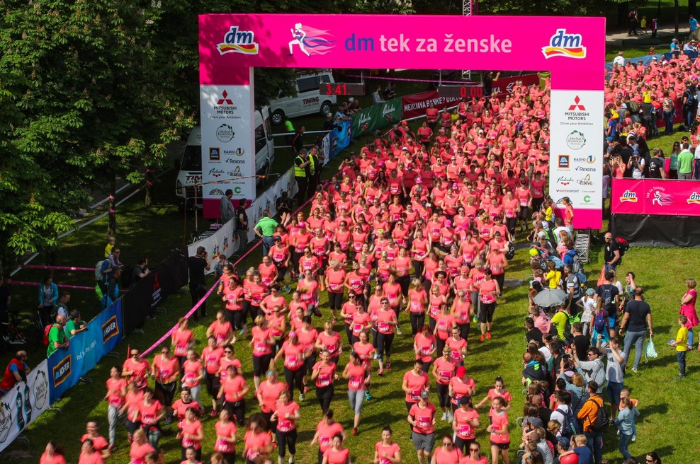 Start 14. dm teka za ženske (foto: Anze Malovrh)