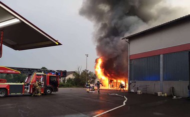 V požaru na Ižanski cesti za 150.000 evrov škode