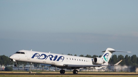 Adia Airways vnaprej odpovedala več letov do konca meseca, nekatere pa združila