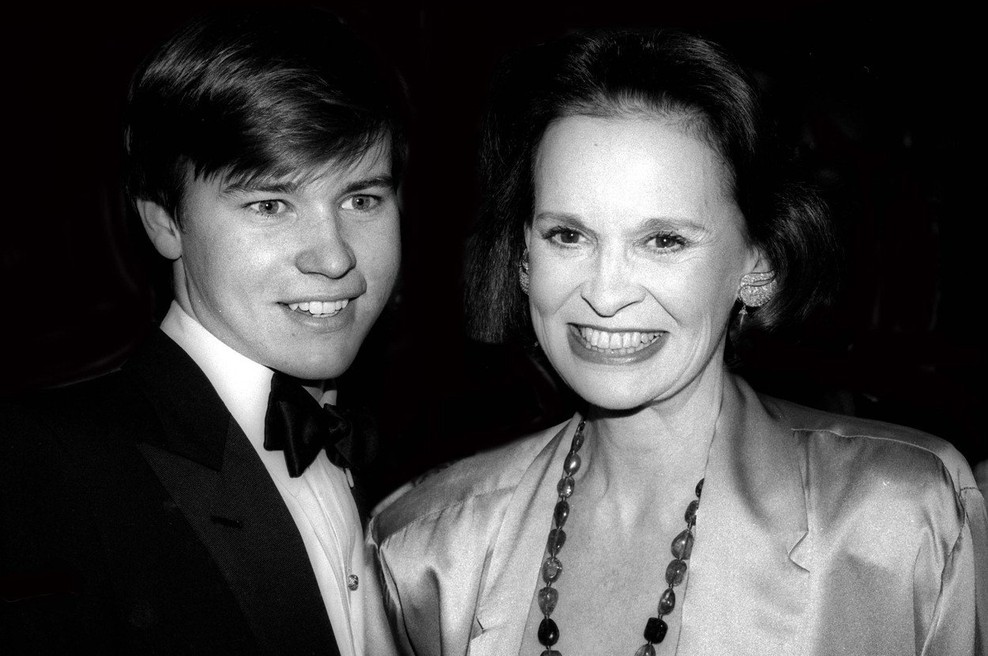 Umrla je ameriška umetnica in dedinja Gloria Vanderbilt (foto: Profimedia)
