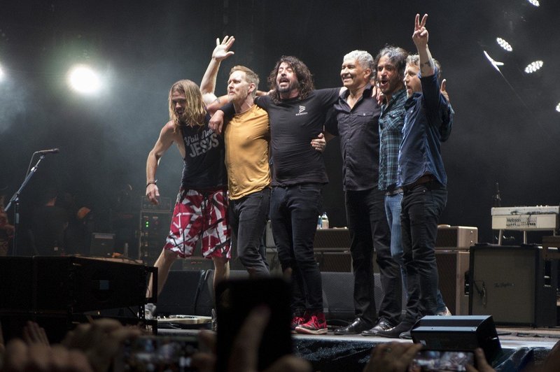 V Pulju zvečer prvi koncert zasedbe Foo Fighters (foto: Profimedia)