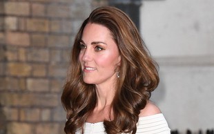 Tudi Kate Middleton "podlegla" modni barvi las