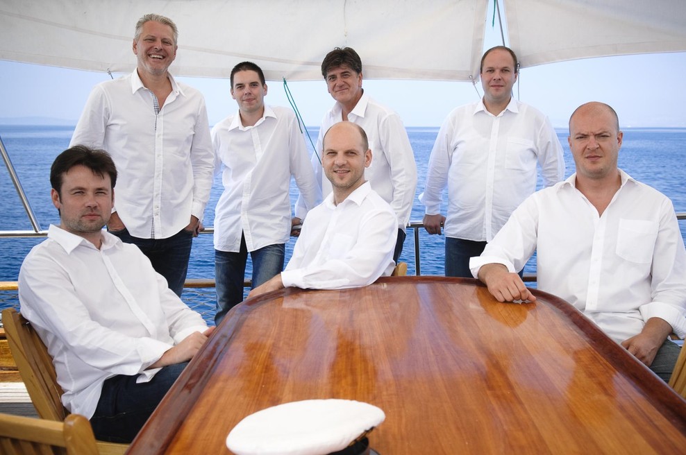 Klapa Rišpet navdušila razprodane Križanke (foto: Osebni Arhiv)