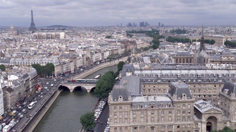 Na olimpijskih igrah v Parizu naj bi se z letališča vozili z letečimi taksiji