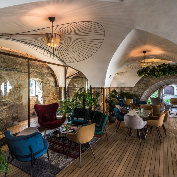 Grajska kavarna pod streho Ljubljanskega gradu