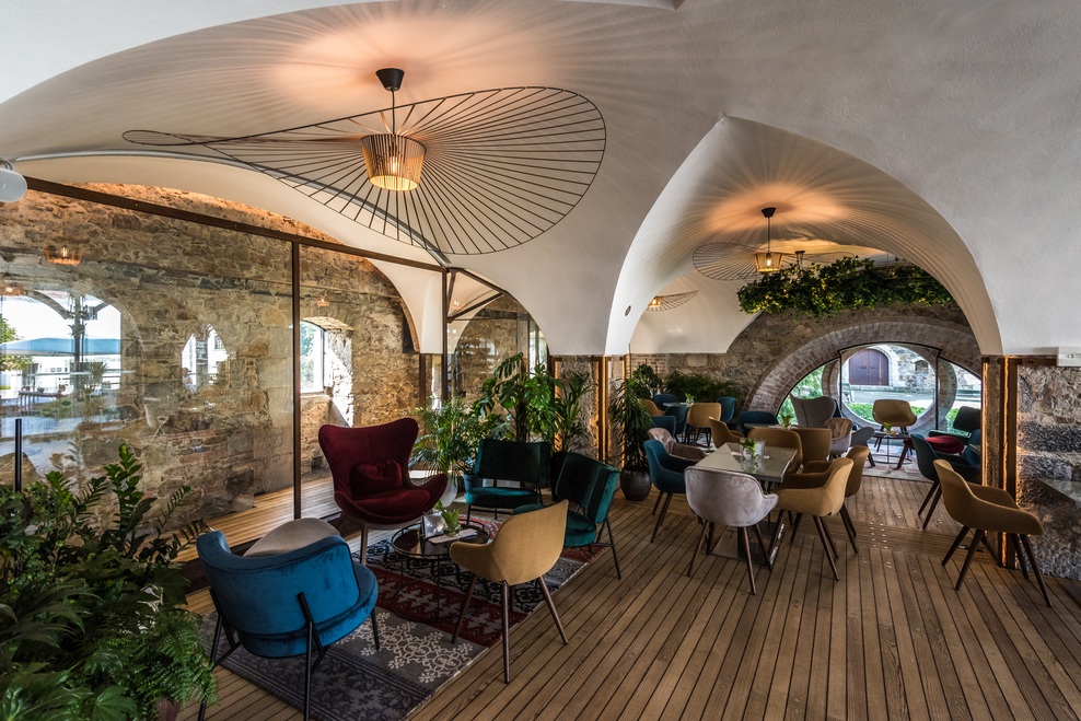 Grajska kavarna pod streho Ljubljanskega gradu