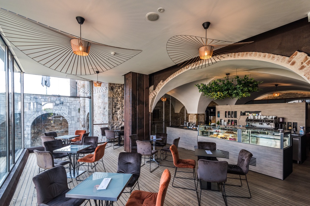 Grajska kavarna pod streho Ljubljanskega gradu