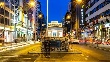 V Berlinu imajo velike načrte za Checkpoint Charlie