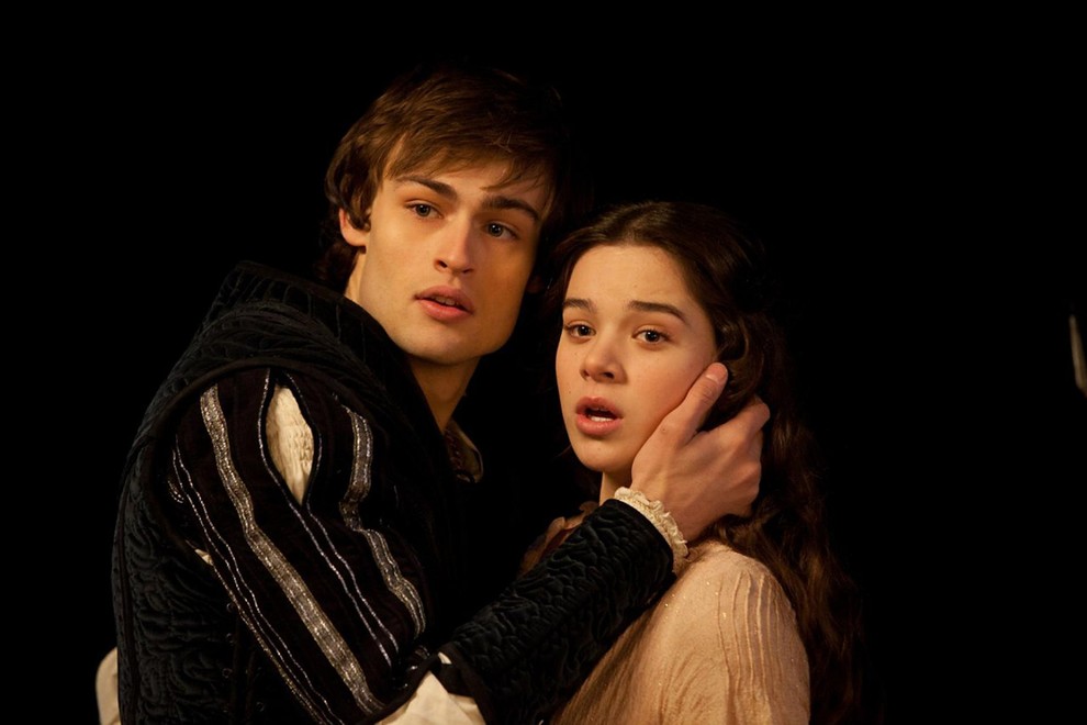 ROMEO IN JULIJA<br />Leta 2013 je zaigral v filmski adaptaciji literarne Shakespearove uspešnice Romeo in Julija.