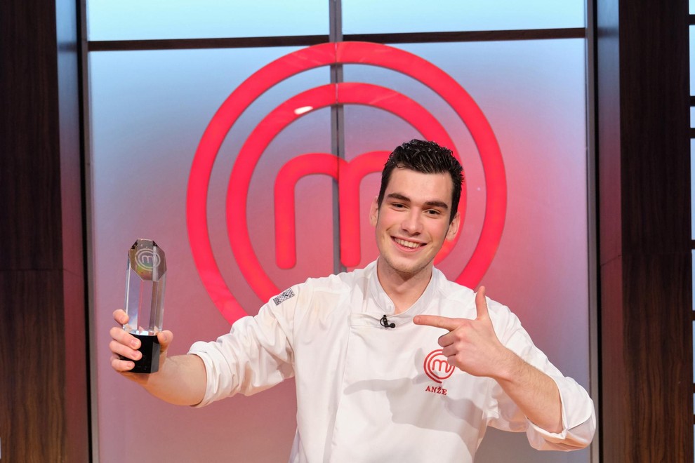 Najmlajši MasterChef Slovenija Anže Kuplenik – iz študentske kuhinje na MasterChef prestol.