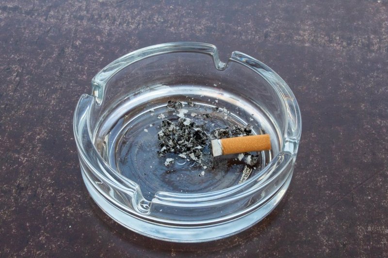 Kajenje škodi tako kot pljučem kot očem, kaže britanska študija! (foto: profimedia)