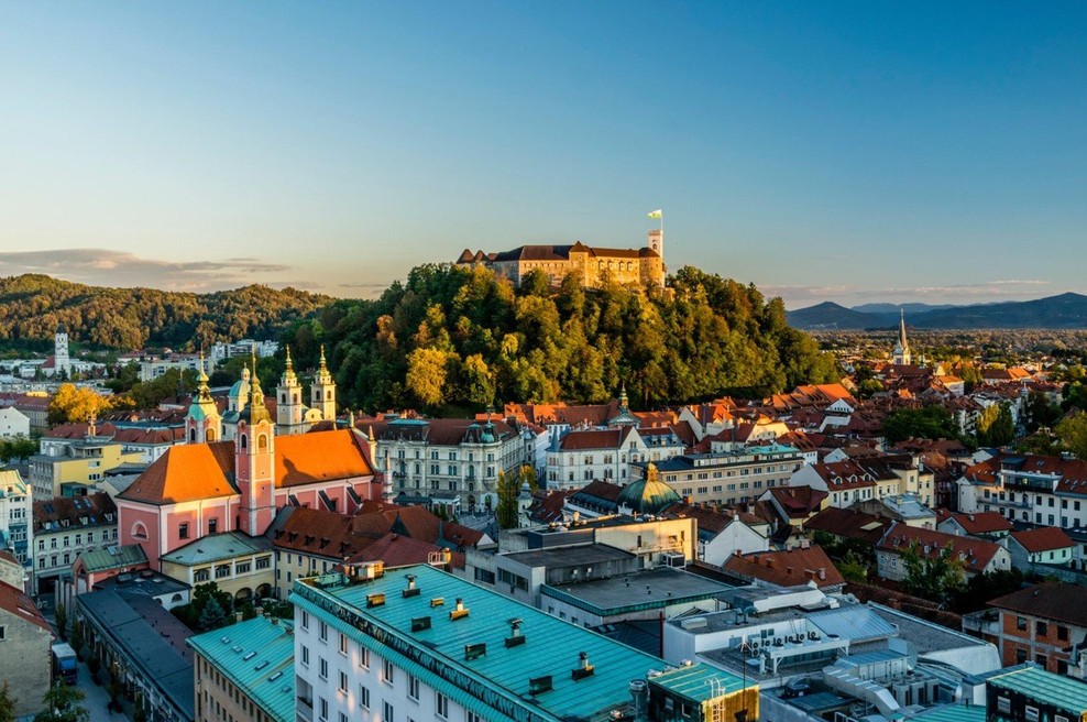 Neznanci oskrunili več spomenikov v Ljubljani (foto: Profimedia)