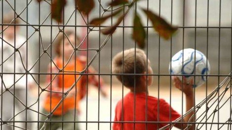 Francija v celoti prepovedala telesno kaznovanje otrok