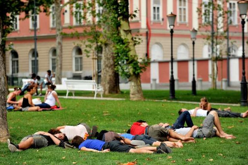 Nemški sindikalisti se zavzemajo za uvedbo sieste v vročini (foto: STA/Tamino Petelinšek)