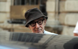 Woody Allen v milanski Scali in s tožbo proti Amazonu