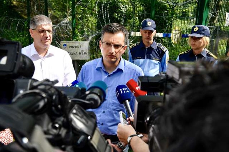 Šarec zagotovil, da Slovenija ne bo postala žep za migrante (foto: STA/Nebojša Tejić)