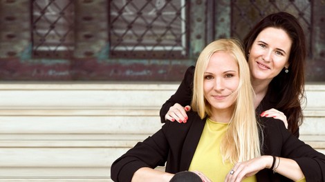Helena Kermelj in Ajda Horvat: Fotografinji, ki skrbita za nepozabne poročne fotografije