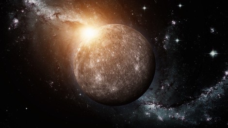 Prihaja prvi retrogradni Merkur v 2020; kaj svetuje astrologinja?!