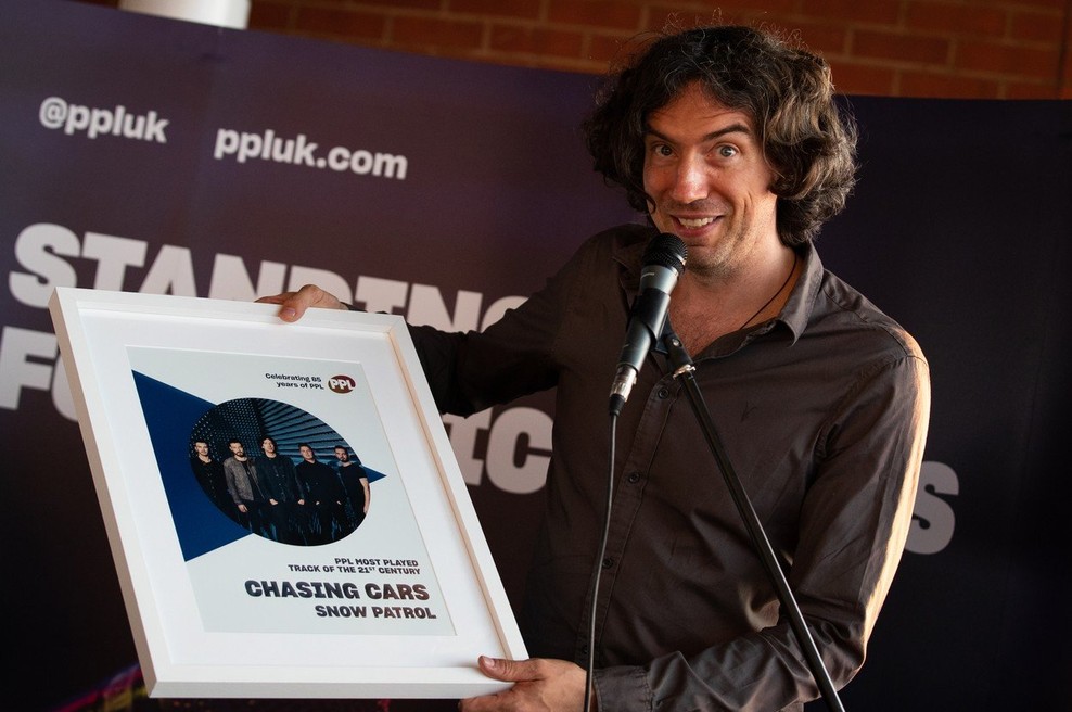 Balada Chasing Cars skupine Snow Patrol najbolj predvajana pesem tega stoletja (foto: profimedia)