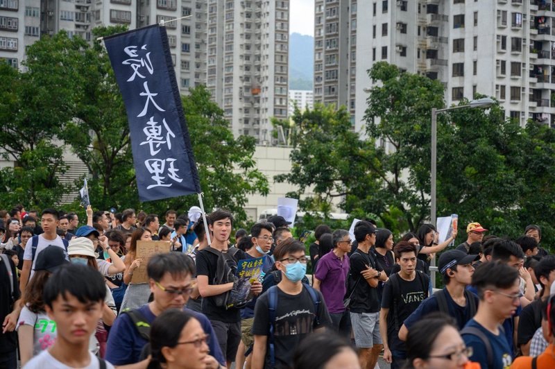 V Hongkongu ulice spet polne protivladnih  protestnikov (foto: profimedia)