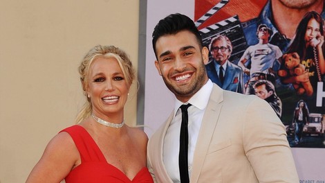 Britney Spears na premieri filma: Svojega fanta ni puščala izpred oči!