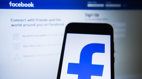 Facebooku zaradi kršenja zasebnosti pet milijard dolarjev kazni