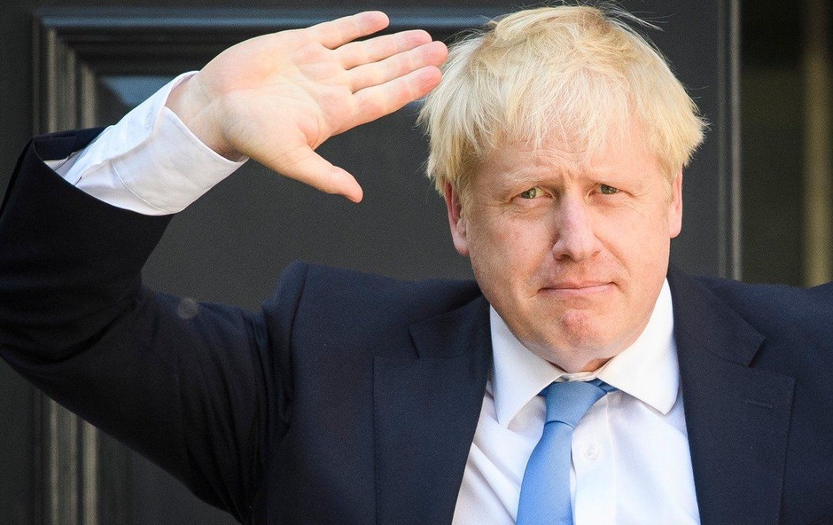 Boris Johnson, ki ga bo popoldne sprejela britanska kraljica, prevzema krmilo britanske vlade (foto: Profimedia)