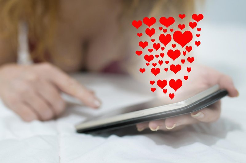 Trend iskanja ljubezni preko spleta zajel tudi našo deželo (foto: Foto: Shutterstock)