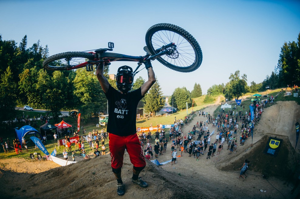 Flat Out Days 2019: Še višje v zrak in še bolj divje po zemlji (foto: Flat Out Days Press)