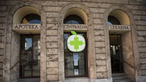 Enote Lekarne Ljubljana so zaradi računalniških težav zaprte