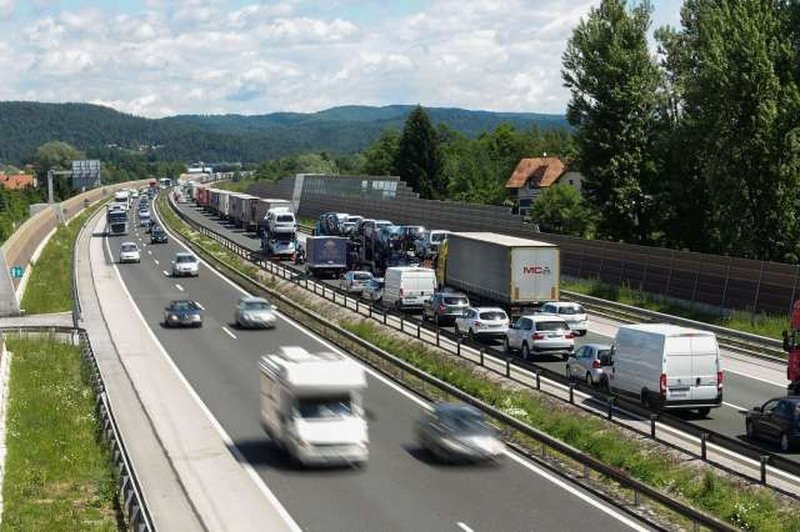 Novega avtocestnega priključka pri Brezovici še ne bo; poglejte, kje se je zataknilo (foto: STA)