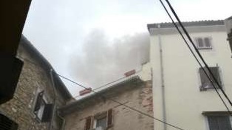 Zagorelo v stanovanjski hiši v Piranu, štiri osebe v bolnišnici