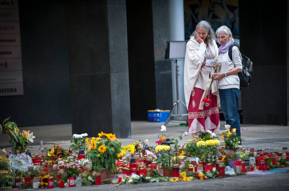 Sirec, ki je lani z nožem do smrti zabodel 35-letnega Nemca, obsojen na devet let in pol zapora (foto: Profimedia)